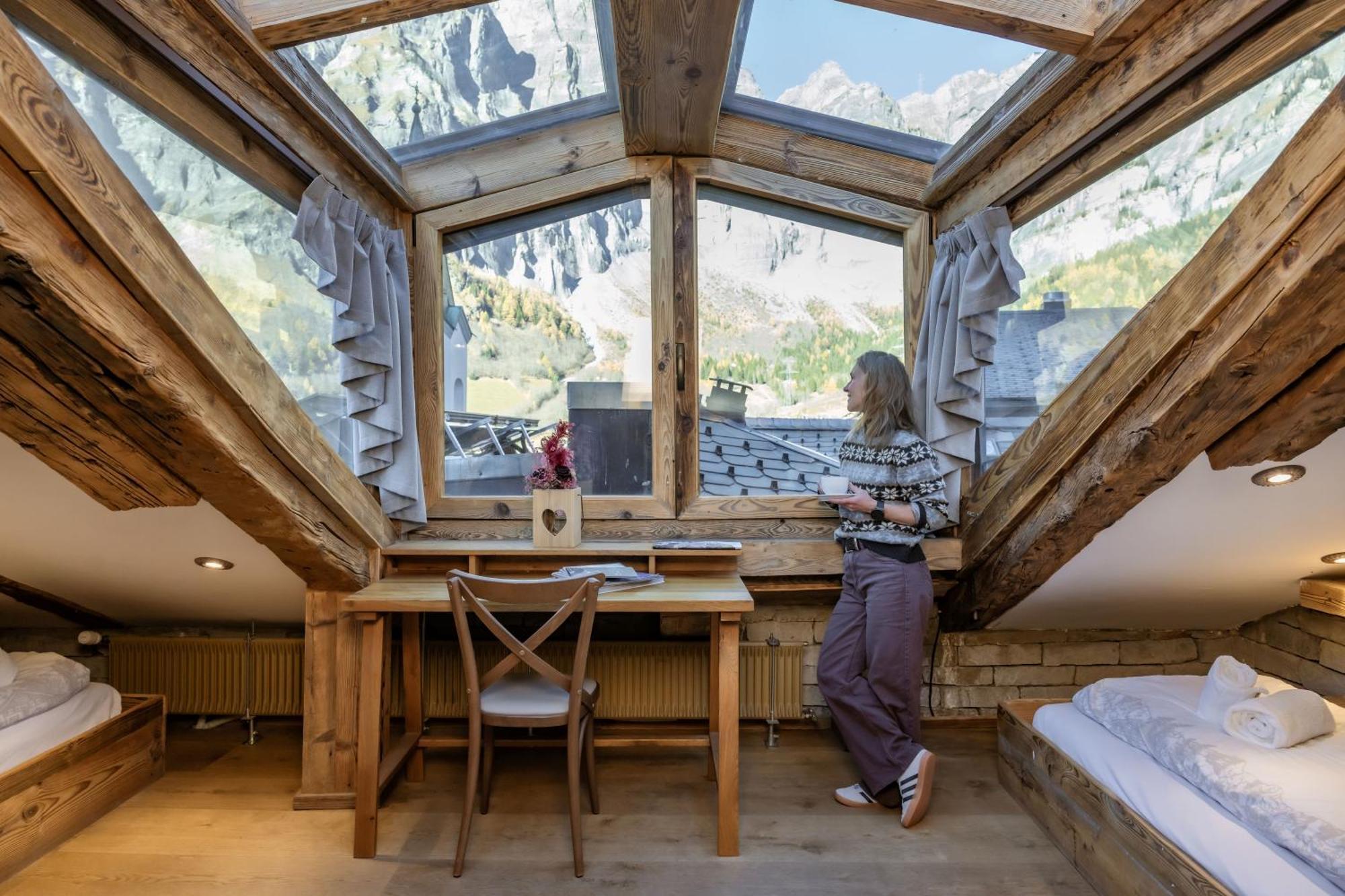 Hotel De La Croix-Federale Leukerbad Bagian luar foto